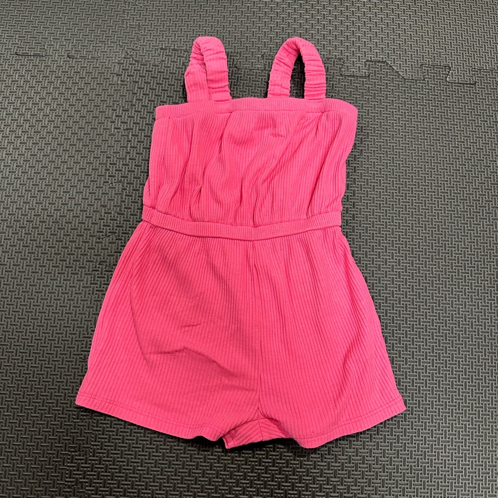 3/20$ Old Navy Baby Toddler Bright Pink Romper size 12-18 months